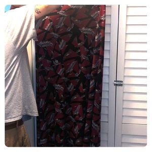 Red and black with feather print lularoe maxi 2x